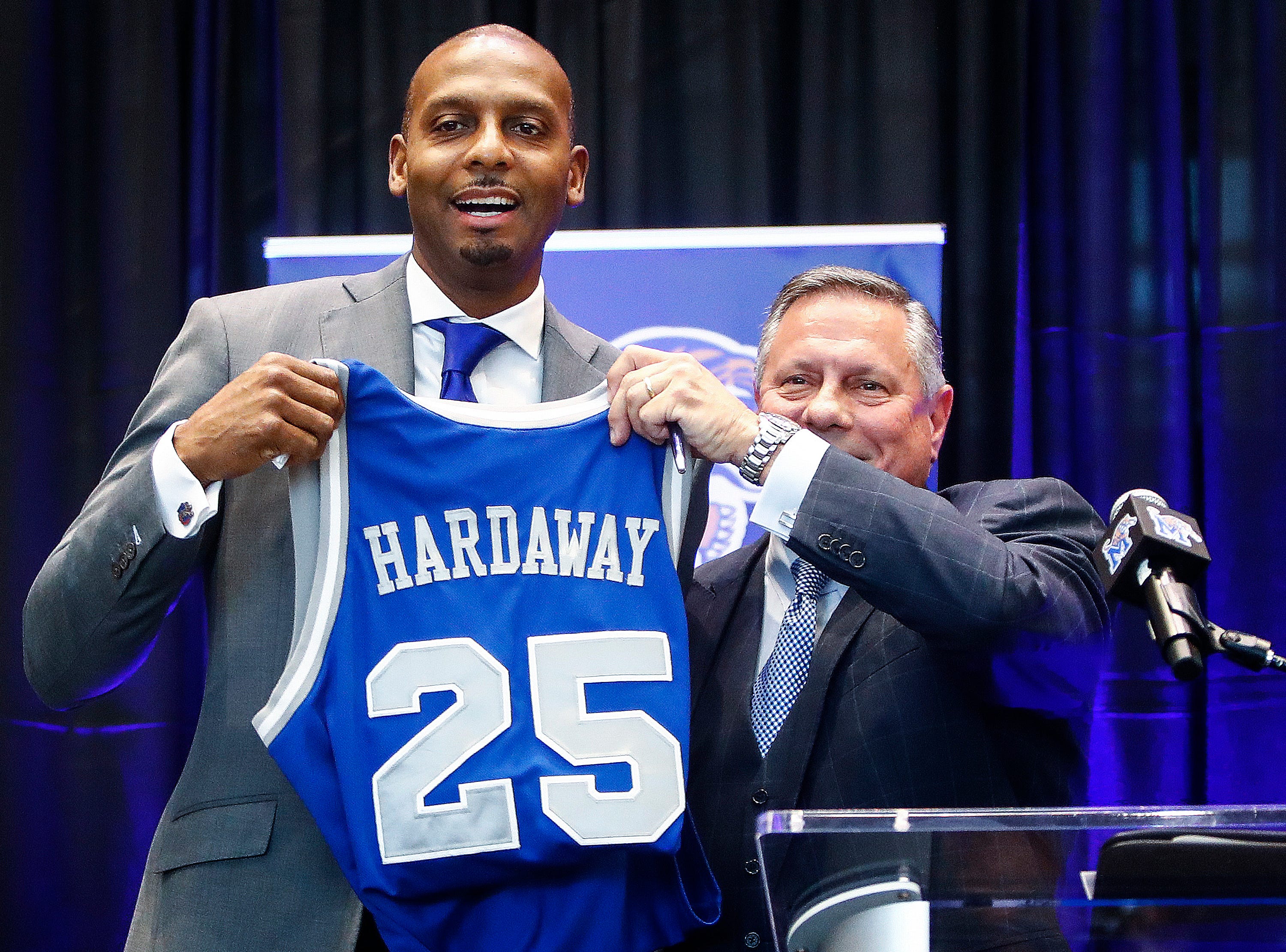 Penny Hardaway is the Memphis Tigers 